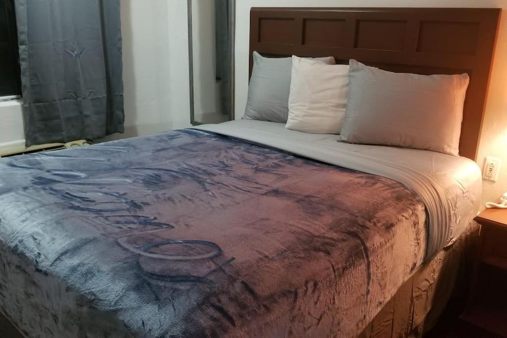 Osu 2 Queen Beds Hotel Room 230 Wi-Fi Stillwater Bagian luar foto